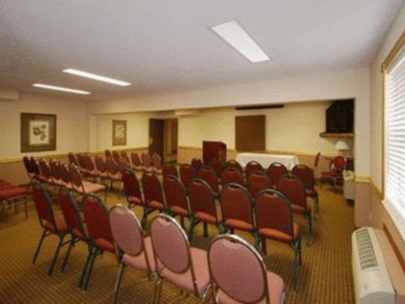 Quality Inn Airport Woodson Terrace Extérieur photo